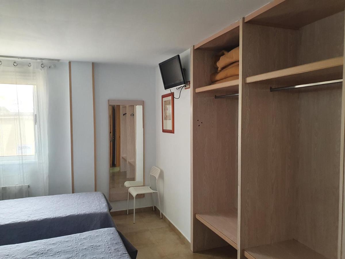 Hostal Fronton Alcobendas Luaran gambar